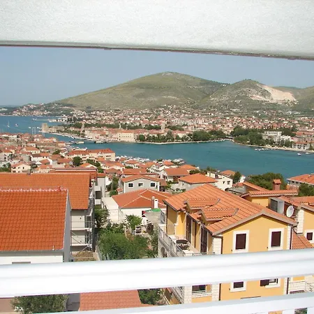 Mara Lejlighed Trogir