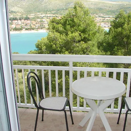 Mara Apartment Trogir