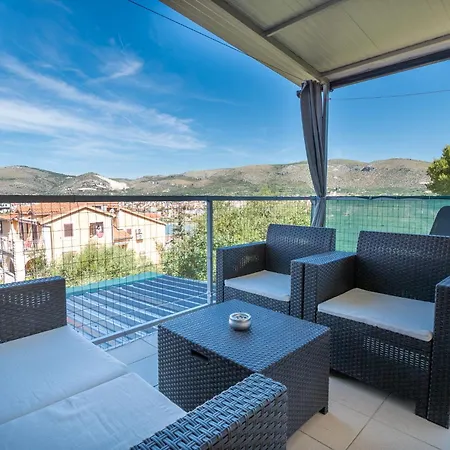 Mara Trogir